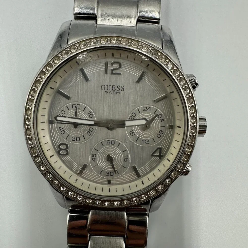 Guess Steel Watch Women Silver Tone Chronograph Crystal Bezel New Battery 7
